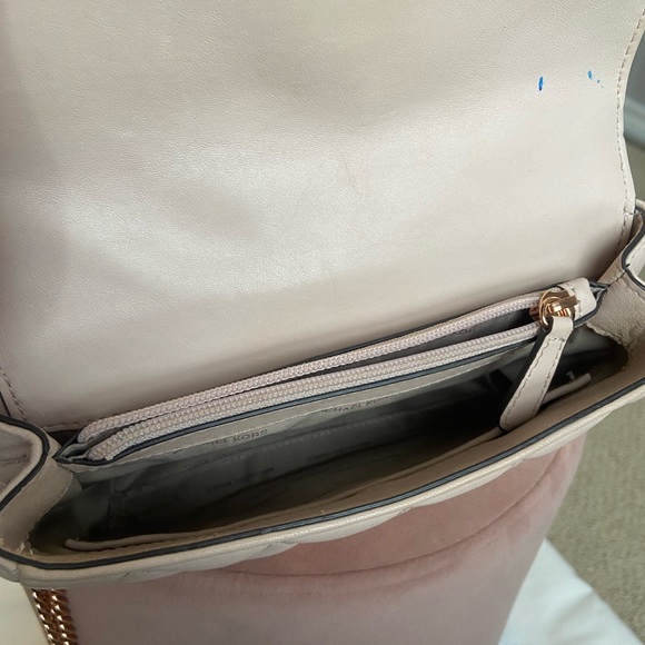 Michael Kors Light Pink Bag with Rose Gold - Picture 8 of 12